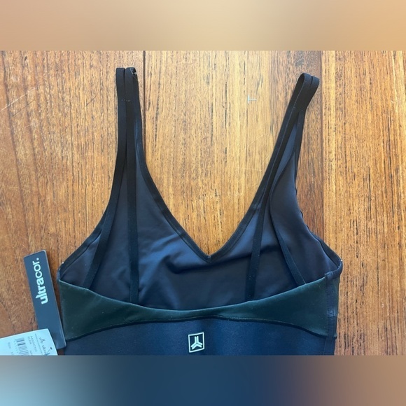 NWT Ultracor Lux Essentials Nova Sports Bra Athleisure Activewear Sustainable - Picture 5 of 8